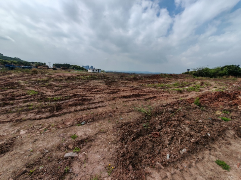璧山区高新区 40000㎡ 综合用地，3元/㎡/月