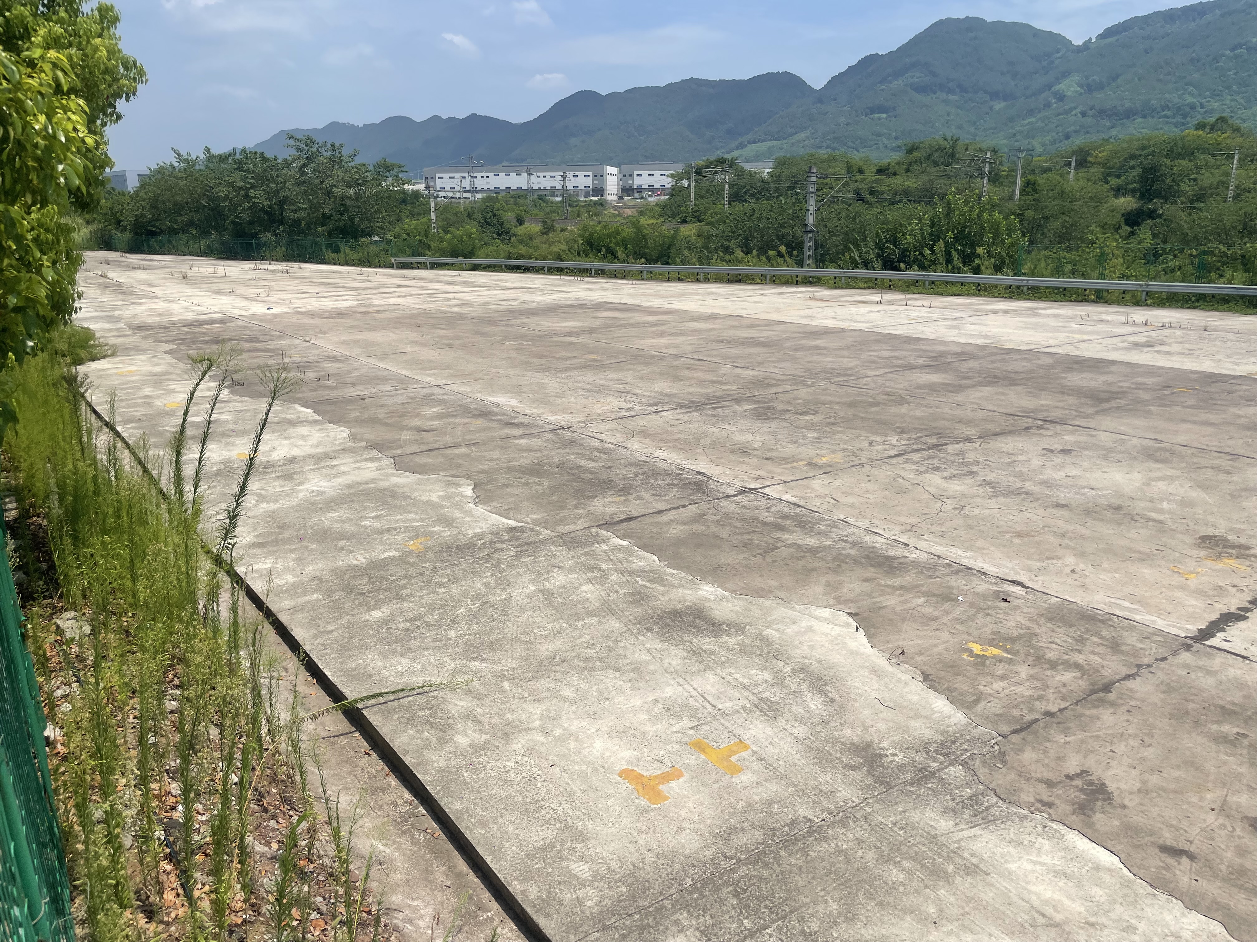 沙坪坝区17000㎡ 综合用地，5元/㎡/月
